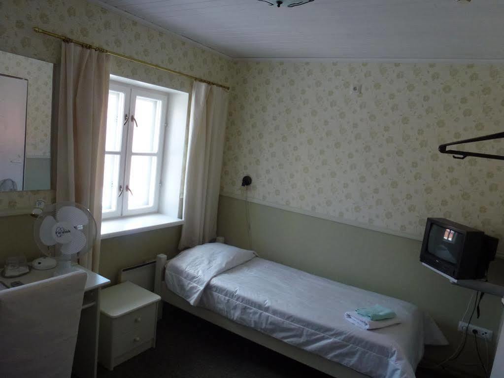 Vanalinna Boutique Hotel Kuressaare Exterior foto